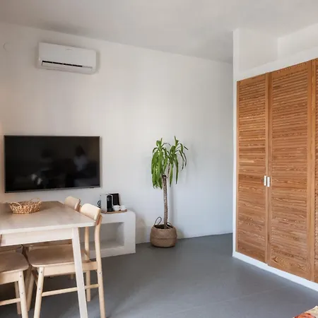 L'olive Homes 말마리스