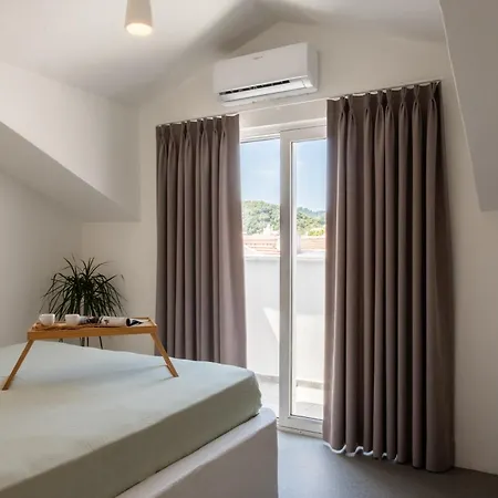 L'olive Homes 3* מרמריס