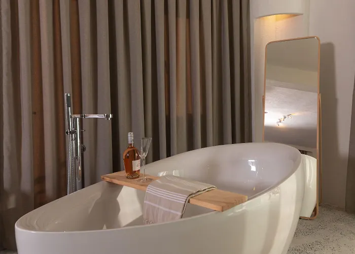 Hotell L'olive Homes 3*