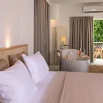 L'olive Homes 3*