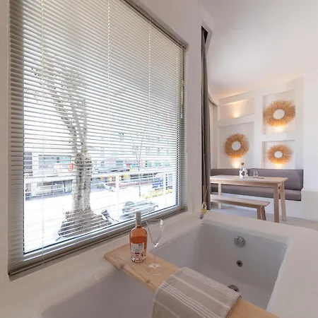 L'olive Homes مرمريس