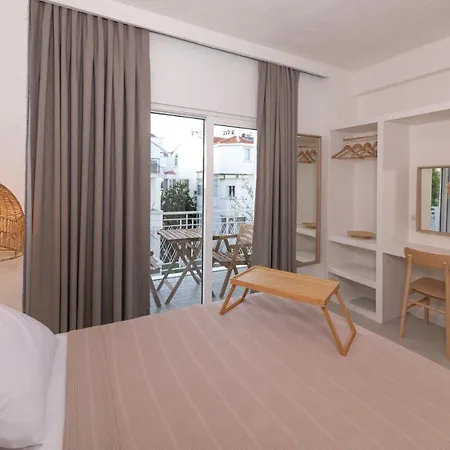L'olive Homes 3*