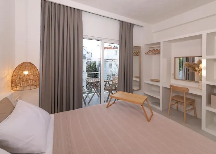 L'olive Homes 3*